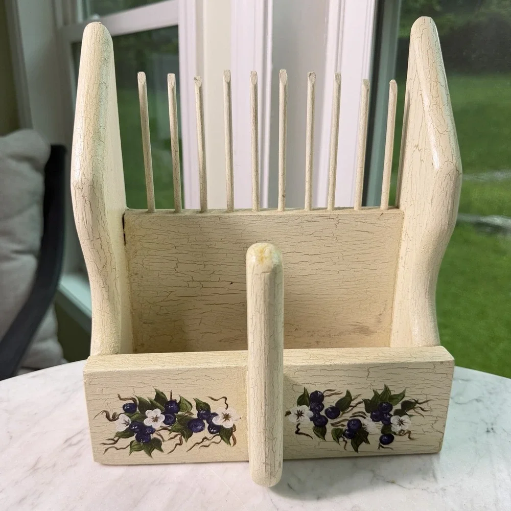 VTG 90s Wooden Crackle Painted Blueberry Scoop Rake Hand Picker Farmhouse White